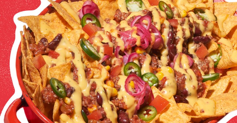 Bautz'ner überbackene Nachos mit Chili con Carne und Nacho Snack Sauce