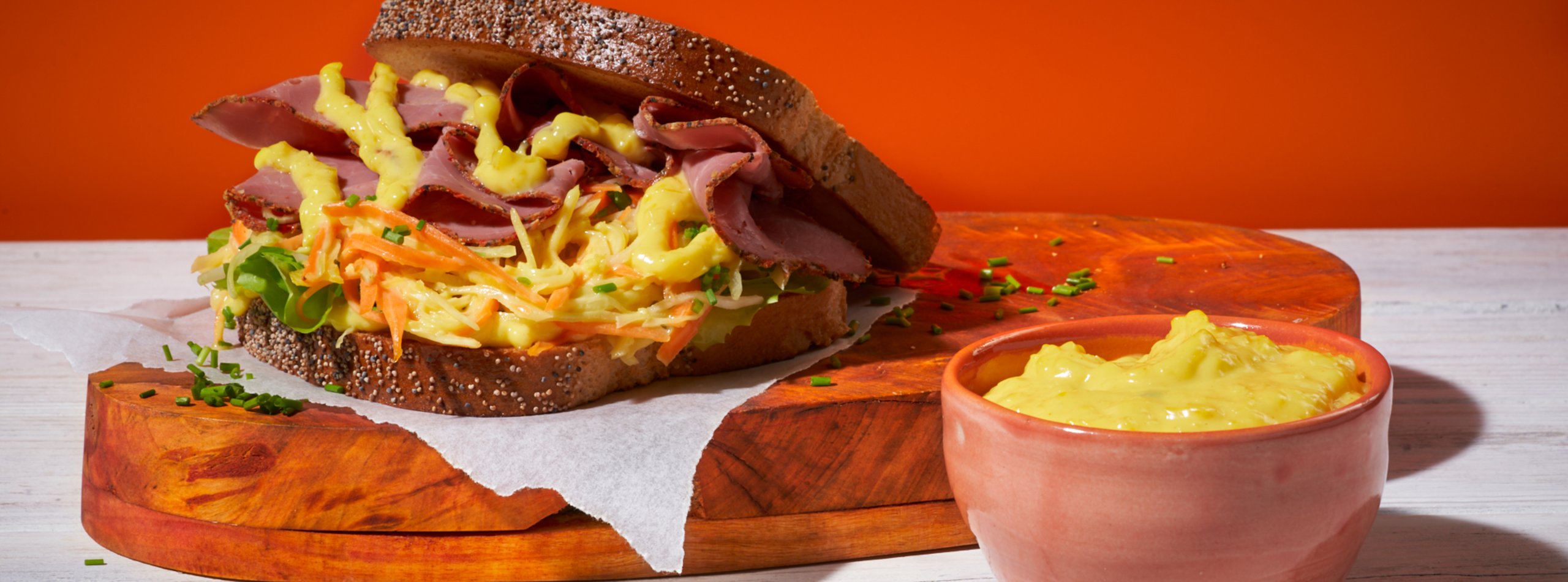 Bautz'ner Pastrami Sandwich mit Sandwichsauce Snack Sauce